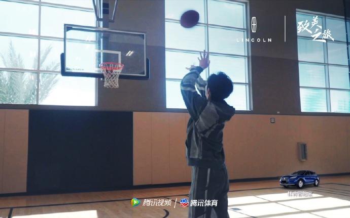 當時效力瓦